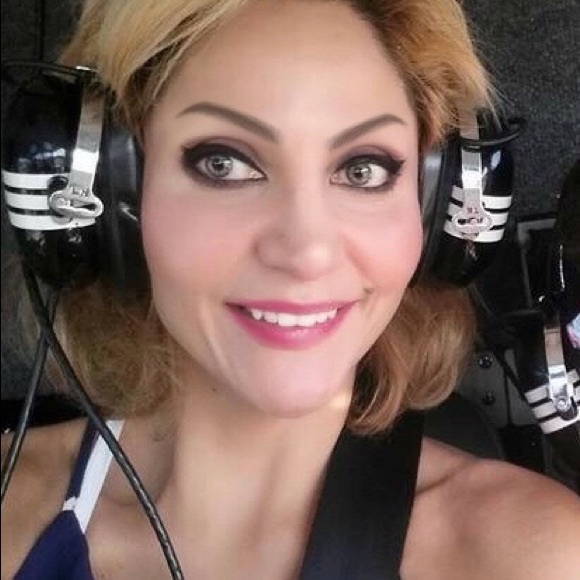 Meet your Posher, Celia - Picture 2 of 3